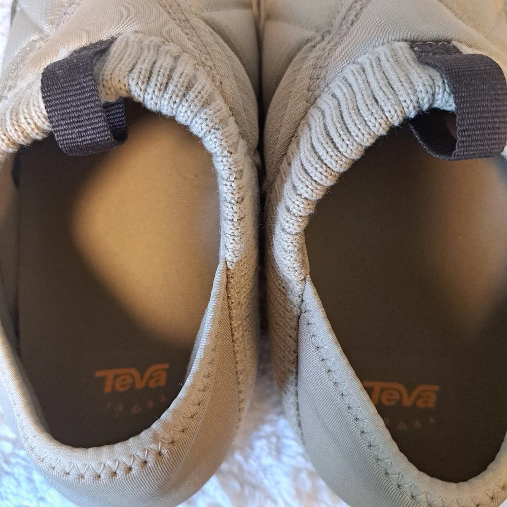 Teva Women's Slip-On Quilted Sneakers Beige